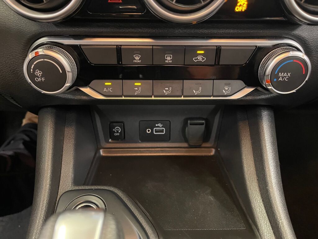 Used 2024 Nissan Sentra S FWD image 11