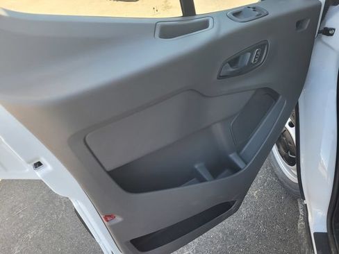 New 2026 Ford Transit 150 148 Medium Roof w/ Load Area Protection Package RWD image 7