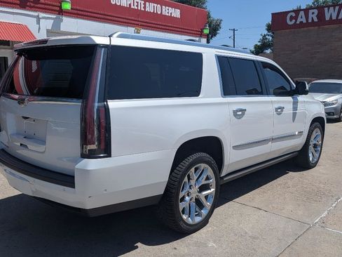 Used 2019 Cadillac Escalade ESV Platinum AWD/4WD image 5