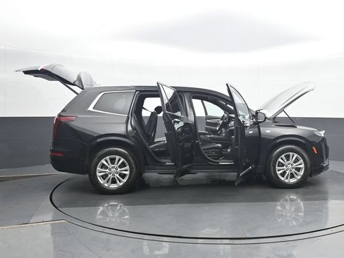Used 2023 Cadillac XT6 Luxury AWD/4WD image 36