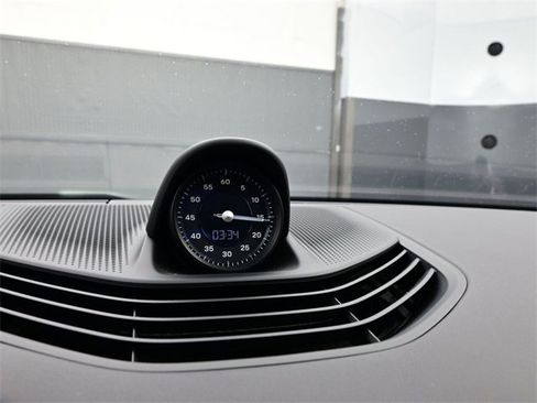 Certified 2024 Porsche Taycan GTS image 16