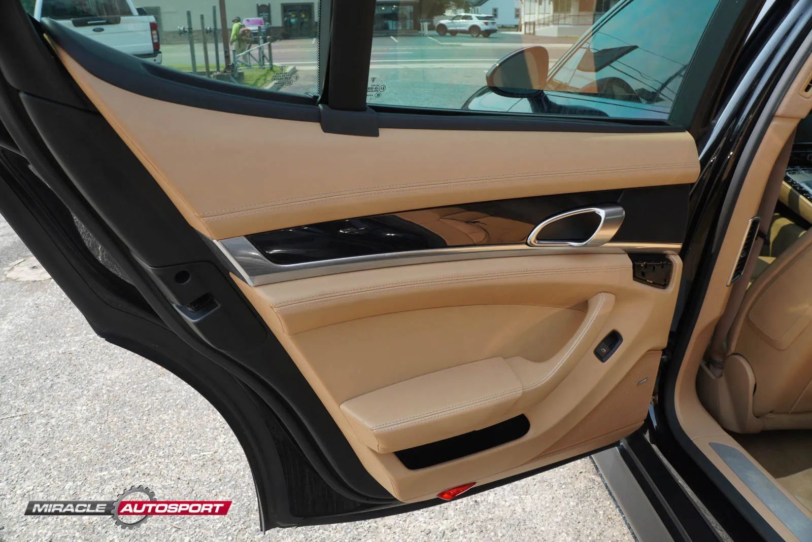 Used 2013 Porsche Panamera GTS AWD/4WD image 21