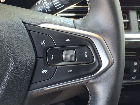 Used 2024 Chevrolet Trax ACTIV w/ Sunroof Package FWD image 34