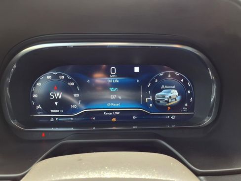 Used 2022 Chevrolet Tahoe RST w/ Sport Performance Package RWD image 16