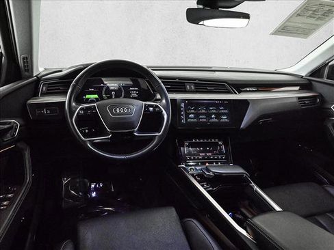 Certified 2024 Audi Q8 e-tron Prestige w/ Prestige Package image 19