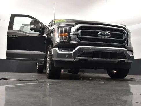 Used 2022 Ford F150 XLT w/ Equipment Group 302A High AWD/4WD image 11