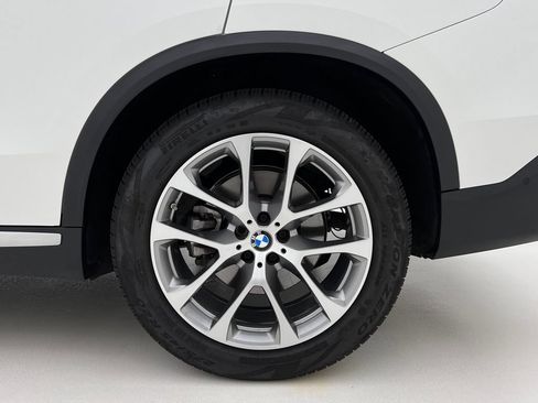 Used 2026 BMW X5 xDrive40i w/ Premium Package AWD/4WD image 28
