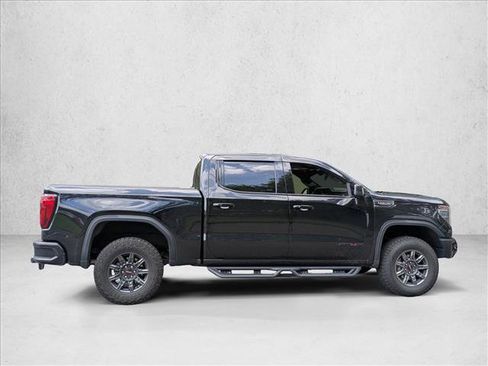 Used 2024 GMC Sierra 1500 AT4X AWD/4WD image 4