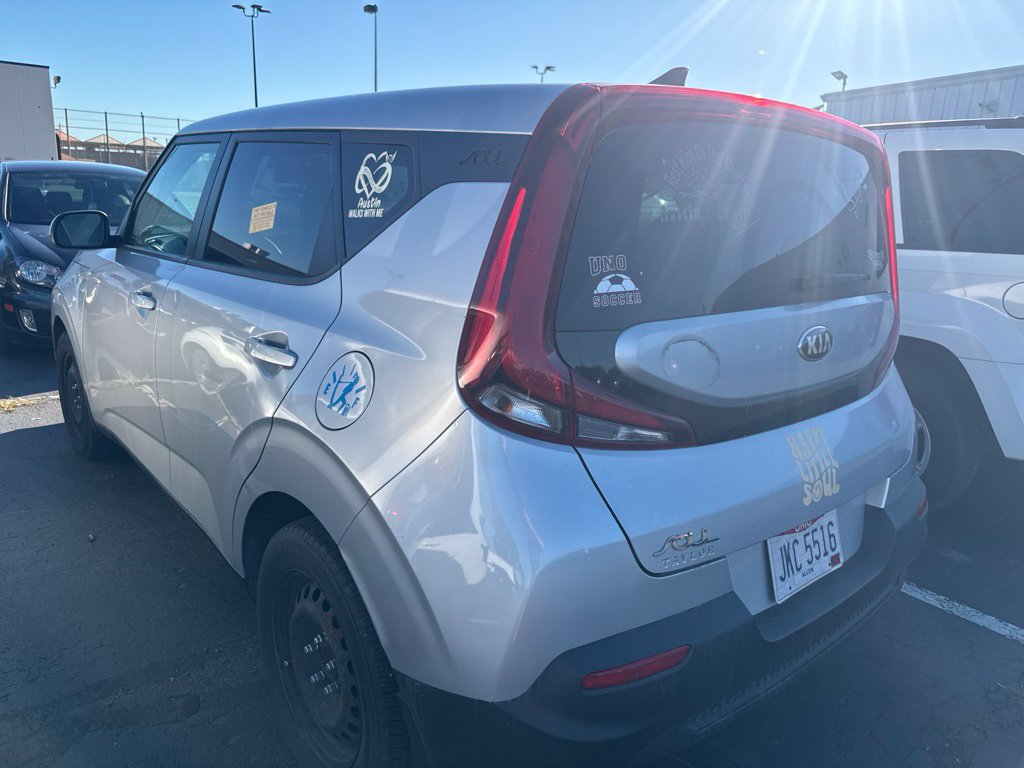 Used 2020 Kia Soul LX FWD image 4
