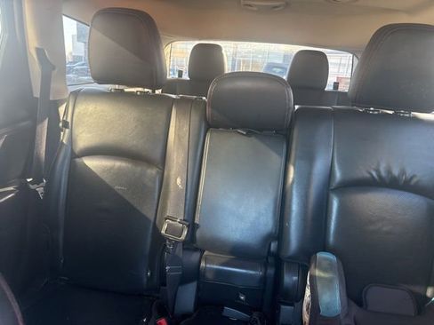 Used 2015 Dodge Journey R/T w/ Flexible Seating Group image 15
