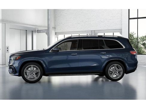 New 2026 Mercedes-Benz GLS 450 4MATIC image 35