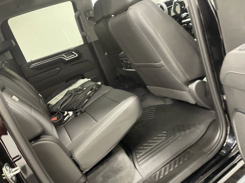 Used 2026 Chevrolet Silverado 3500 LTZ w/ LTZ Premium Package image 21