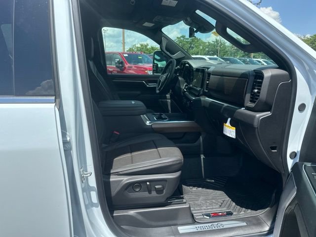 New 2026 Chevrolet Silverado 2500 High Country w/ High Country Premium Package AWD/4WD image 32