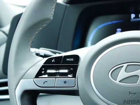 Certified 2026 Hyundai Elantra Sport FWD image 16