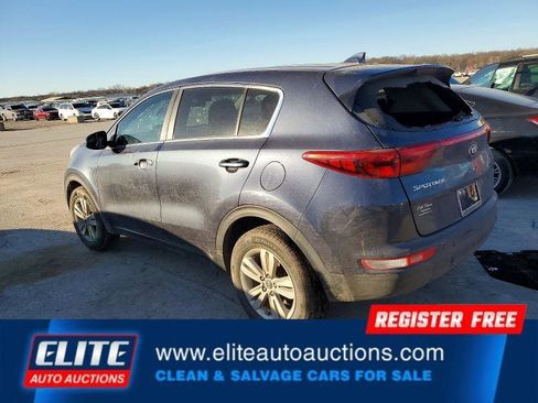 Used 2018 Kia Sportage LX image 3