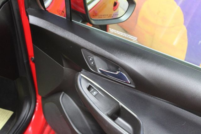Used 2018 Chevrolet Cruze LT w/ LT Convenience Package FWD image 11