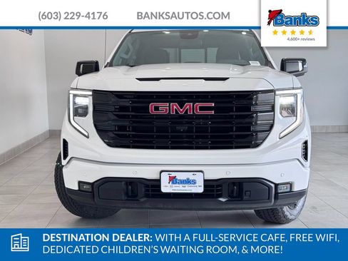 Used 2024 GMC Sierra 1500 Elevation w/ Preferred Package AWD/4WD image 3