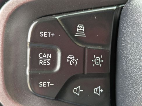 Used 2021 Ford Bronco Badlands image 20