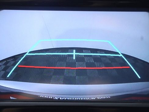 Used 2019 Toyota Camry LE FWD image 21