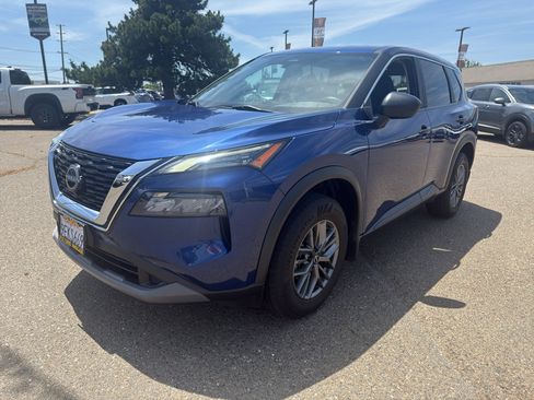 Used 2023 Nissan Rogue S FWD image 1