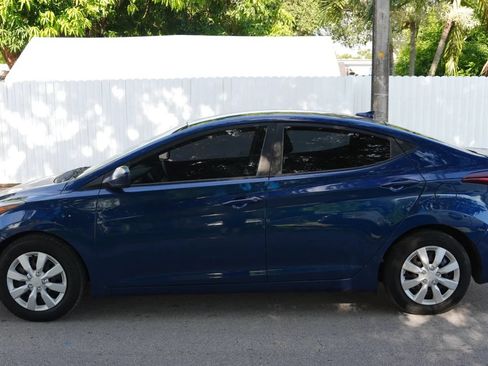 Used 2016 Hyundai Elantra SE FWD image 3
