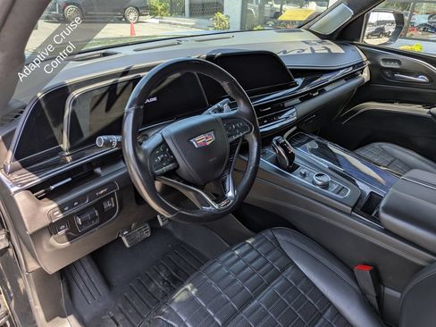 Used 2023 Cadillac Escalade V AWD/4WD image 23