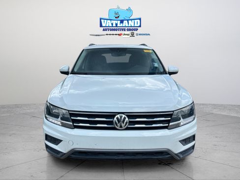 Used 2019 Volkswagen Tiguan SE w/ Panoramic Sunroof Package FWD image 21