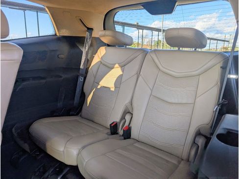 Used 2020 Cadillac XT6 Premium Luxury w/ Platinum Package image 18