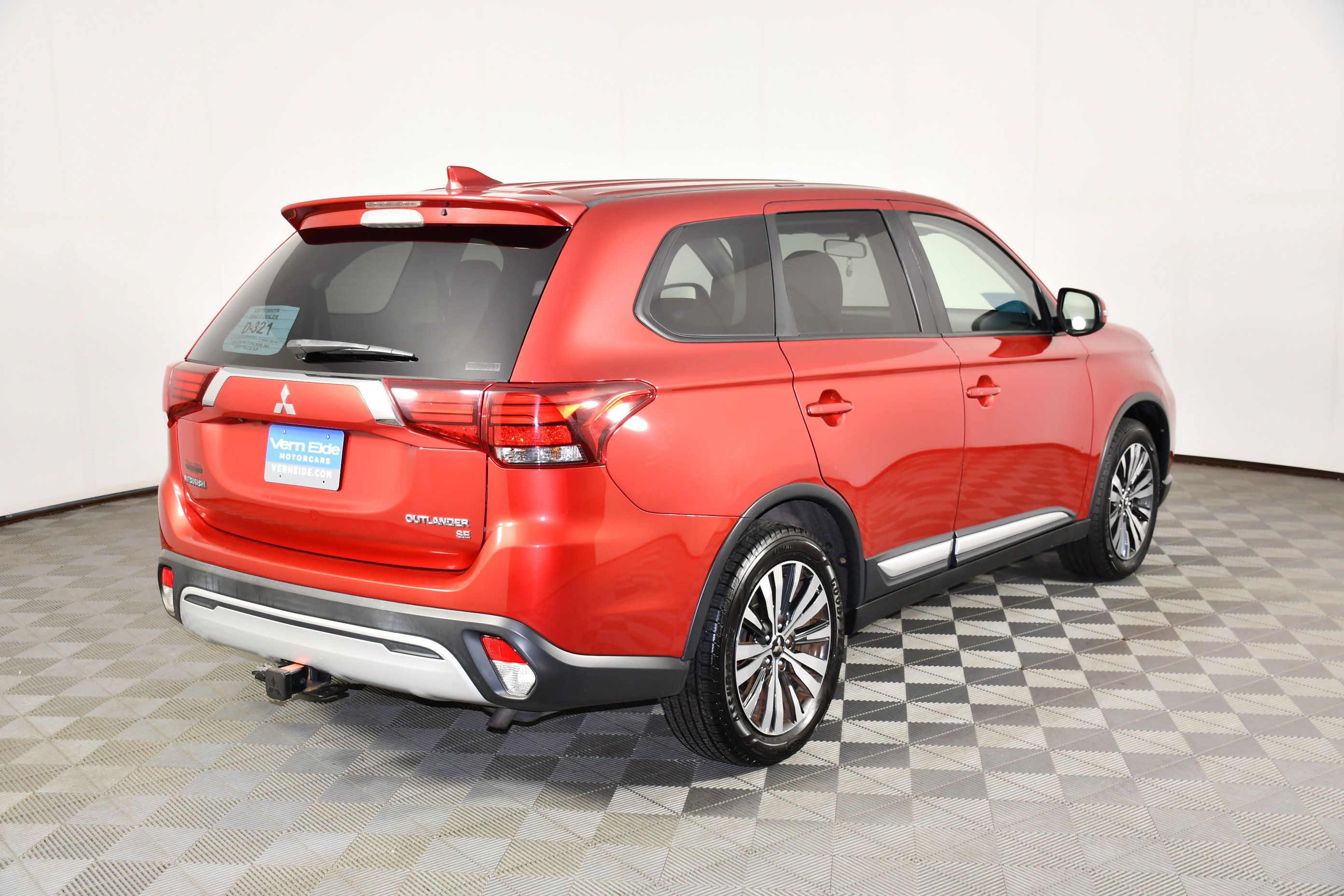 Used 2019 Mitsubishi Outlander SE AWD/4WD image 5
