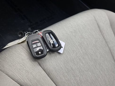 Used 2024 Honda Accord EX image 19