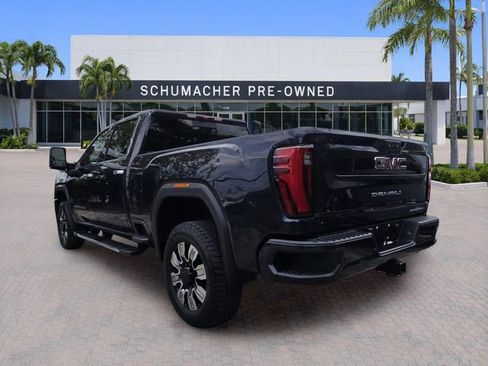 Used 2025 GMC Sierra 2500 Denali AWD/4WD image 5