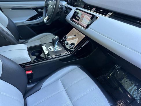 Used 2020 Land Rover Range Rover Evoque R-Dynamic S AWD/4WD image 15