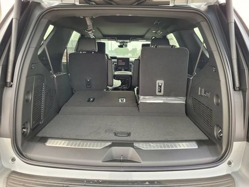 New 2026 GMC Yukon AT4 Ultimate AWD/4WD image 7