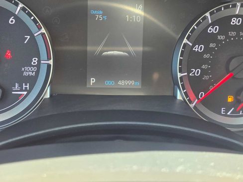 Used 2022 Toyota Highlander LE AWD/4WD image 26