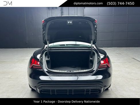 Used 2022 Audi RS e-tron GT w/ Year 1 Package image 39