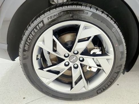 Used 2025 Genesis Electrified GV70 w/ Prestige Package AWD/4WD image 75
