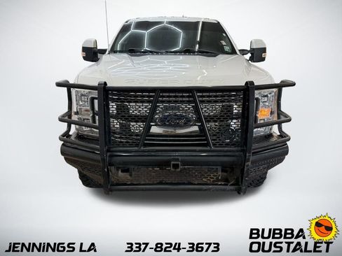 Used 2018 Ford F350 Lariat w/ Lariat Ultimate Package image 9