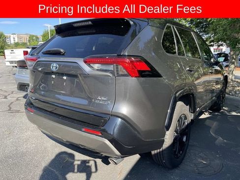 Used 2023 Toyota RAV4 XSE AWD/4WD image 7