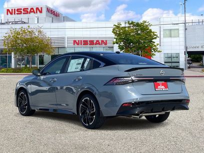 New 2026 Nissan Sentra SR w/ Floor Mat Package