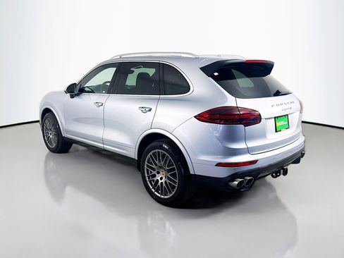 Used 2017 Porsche Cayenne S w/ Premium Plus Package image 7