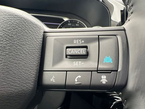 New 2026 Nissan Pathfinder SV image 10