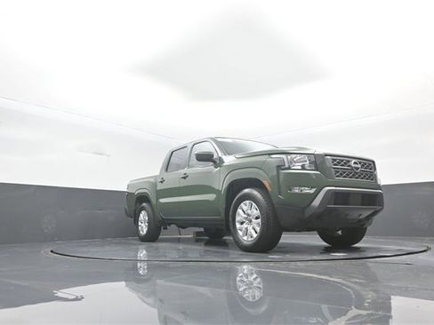 Used 2022 Nissan Frontier SV image 28
