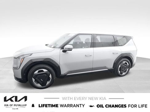 New 2026 Kia EV9 Land AWD/4WD image 8