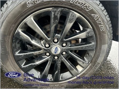 Certified 2019 Ford Expedition Limited image 12