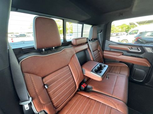 Used 2025 GMC Sierra 1500 Denali Ultimate image 26