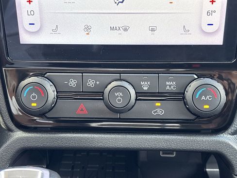 Used 2025 Ford Ranger XLT w/ Equipment Group 301A High image 22