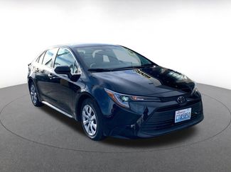 Used 2025 Toyota Corolla LE video 1