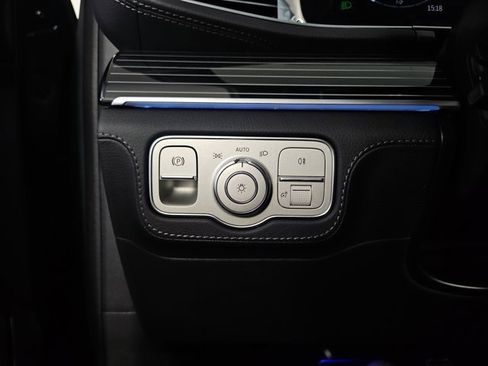 New 2025 Mercedes-Benz GLS 580 4MATIC image 15
