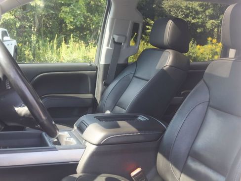 Used 2018 Chevrolet Silverado 1500 LTZ Z71 w/ LPO, Black Pack AWD/4WD image 21