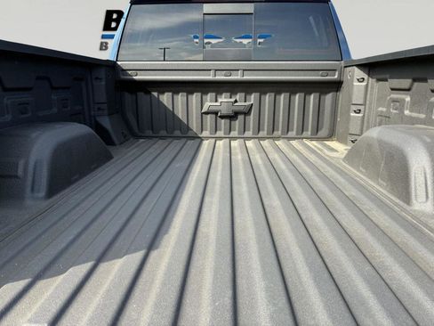 Used 2019 Chevrolet Silverado 1500 LT w/ All-Star Edition AWD/4WD image 10